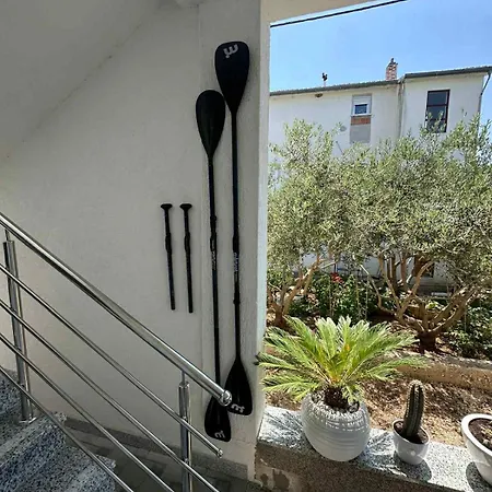 Apartment Zuzana Primosten